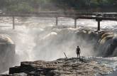 Observando a Cachoeira do Urubu bem de perto, entre os municípios de Batalha e Esperantina - PI